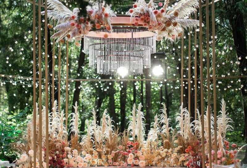 Загородная вилла в реликтовом сосновом лесу